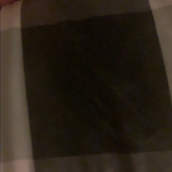 sold.🍾 3 pice comforter set - Picture 3 of 3